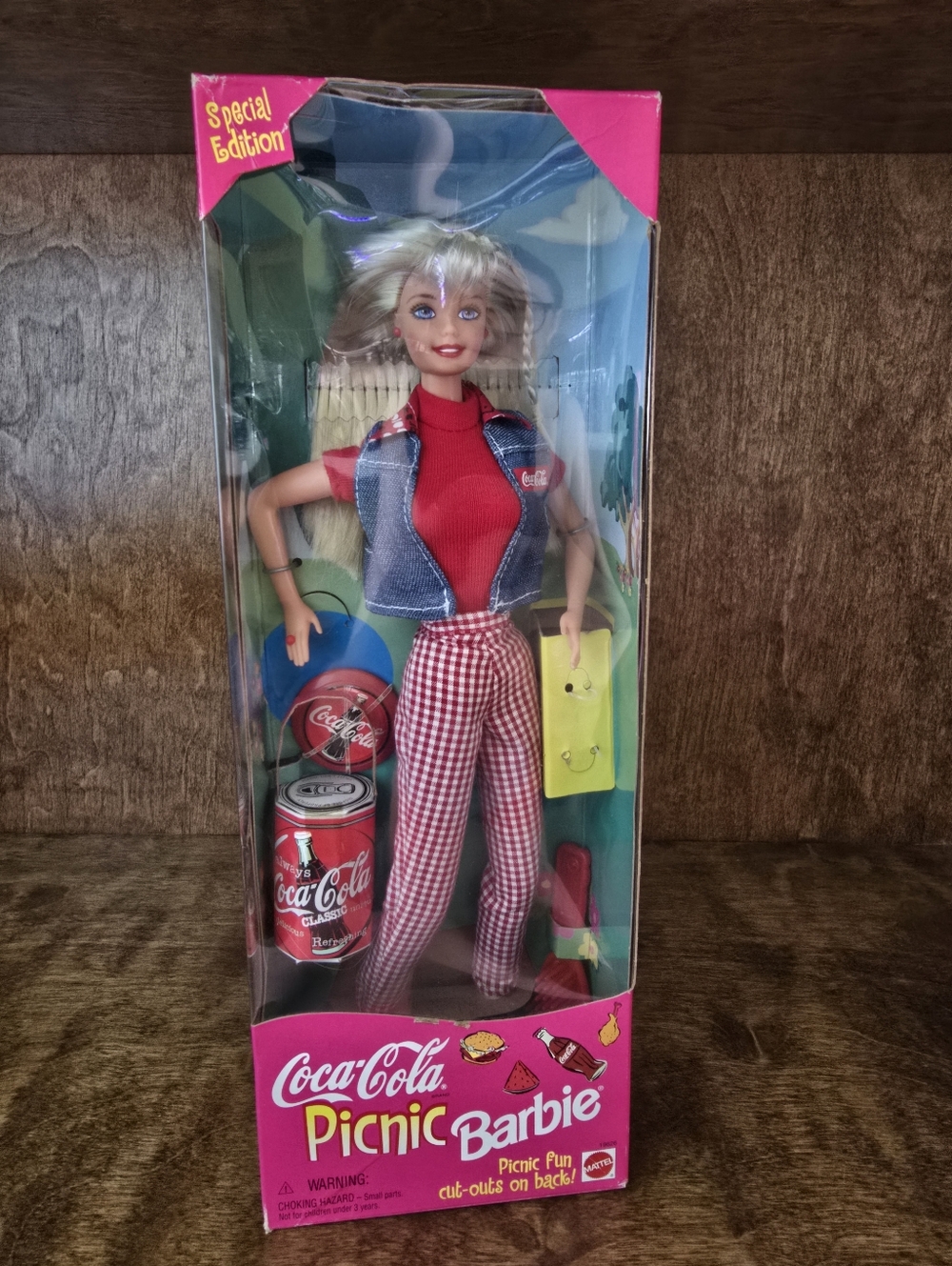 Vintage 1997 Mattel Coca-Cola Picnic Barbie Doll Blonde #19629 NRFB